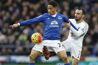 Oud-Ajacied Pienaar op proef bij Sunderland
