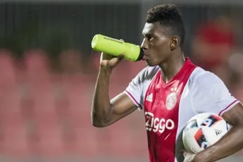 Ajax wint van Achilles '29 in besloten oefenduel