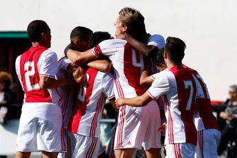Ajax B1 met minimaal verschil langs Emmen