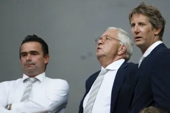 AVA: Iets minder domme vragen graag!