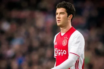 Ajax in geheim duel niet voorbij PEC Zwolle