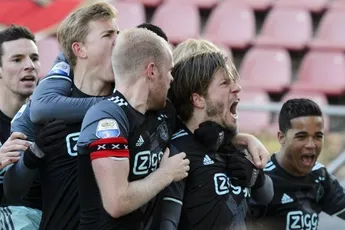 Wereldgoal Schöne helpt Ajax langs Utrecht