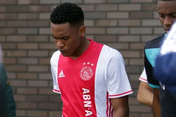 [Update] Ajax verlengt contract drietal Ajacieden