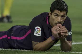 Dijks slacht Reading van Stam; Suarez verliest