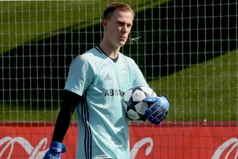 Van Bladeren: 'Weet niet wat Ajax van plan is'