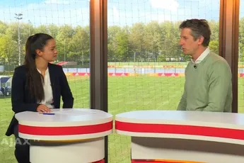 Ajax TV: Van der Sar bij Kick Off