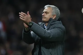 Mourinho: 'Ajax kan zich langer voorbereiden'