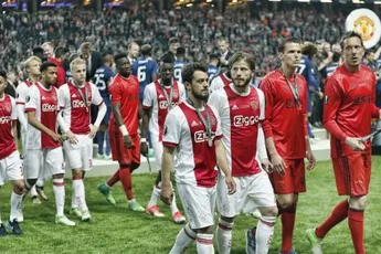 Kranten: 'Ajax woensdag de talentvolle dichter'