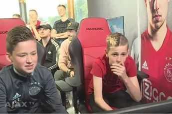 Ajax TV: Koen en B-front tegen fans in E-Battle