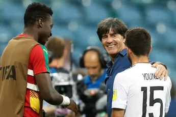 Vakantie Onana; Younes naar halve finale