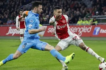 Ajax en Genk gelijk in besloten oefenwedstrijd