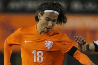 Ex-Ajacied Peeters mogelijk naar VVV