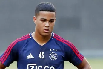 Kluivert in wedstrijdselectie, rentree S. De Jong
