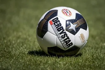 AZ loopt tegen nederlaag aan bij Excelsior