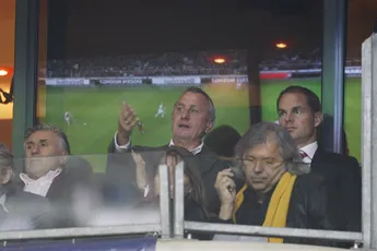 'Cruijff zei: "Bij balverlies speel ik gewoon 4-5-1 en niemand heeft het door"'