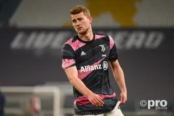 De Ligt reageert emotioneel op overlijden Raiola: 'Ik hou van je, Mino'