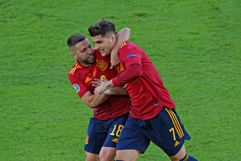 Spanje verslaat Slowakije met ruime cijfers