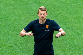 De Vrij verlaat trainingskamp Oranje; speeltijd lonkt voor De Ligt