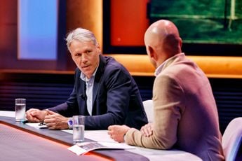 Van Basten en Van der Sar oneens over kwaliteit selectie Ajax