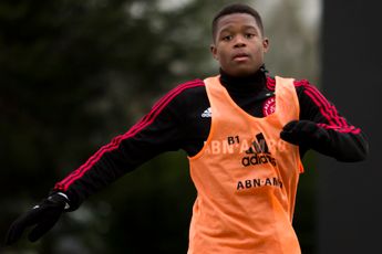 Redan kende als jeugdspeler tekort aan middelen: 'Ajax hielp ons met boodschappen'