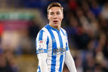 Eiting traint mee bij Jong Ajax: 'Keuze voor nieuwe club is supermoeilijk'