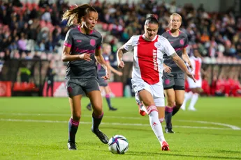 Spitse tekent nieuw contract bij Ajax Vrouwen