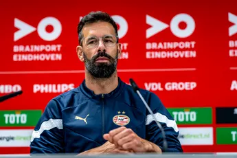 Van Nistelrooij en De Jong verwachten een ander Ajax: 'Zij willen reageren na afgelopen zondag'