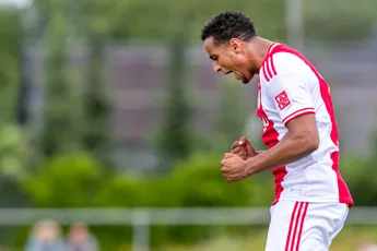 Touzani maakt zich zorgen om Ihattaren: 'Wil hem graag spreken, maar is me niet gelukt'