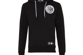 Ajax presenteert vier nieuwe kledinglijnen in diverse kleuren