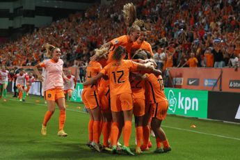 Oranje Vrouwen verzekeren zich van WK-deelname na late overwinning op IJsland