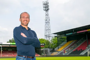 Kroes openhartig: 'Vier linkerverdedigers en geen rechtsbuiten, het is verschrikkelijk'