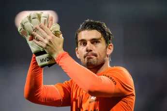 Van der Hart leek op weg naar Ajax 1: 'Kreeg stempels opgeplakt dat het niet mis kón gaan'