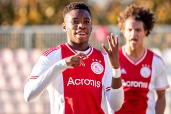 Idumbo Muzambo en Van Bohemen trots op debuut Jong Ajax: 'Nu moet ik doorpakken'