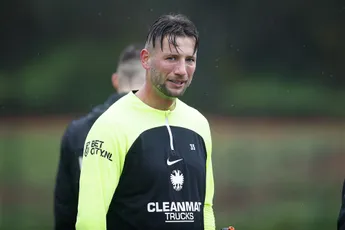 Dijks terug op trainingsveld Vitesse: 'Ik voel dat ik steeds meer in mijn ritme kom'