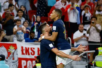 Mbappé leidt Frankrijk langs Polen op bijzondere avond voor Giroud