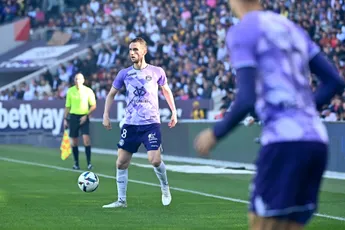 ‘Franse voetballiefhebbers vinden het raar dat Van den Boomen niet naar grotere Franse club gaat’