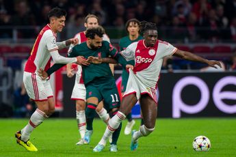Bassey ziet dromen bij Ajax uitkomen: 'Spelen in Champions League voelt onwerkelijk'