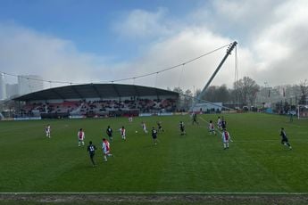 Nuijten heeft veel vertrouwen in Ajax O17: 'In mijn ogen gaat hun aanleg ze heel ver kunnen brengen'