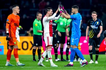 Rondom Ajax: Berghuis zet in feestvreugde pet van fan op