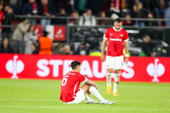 AZ weet West Ham geen pijn te doen en gaat in blessuretijd onderuit, Fiorentina tweede finalist