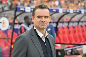 Overmars hervat vanaf zaterdag zijn werkzaamheden bij Royal Antwerp FC
