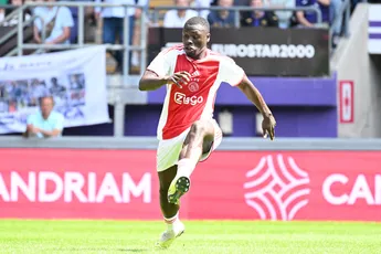 'Brobbey de enige die zich op dit moment positief onderscheidt bij Ajax'