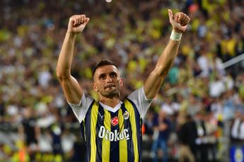 Buitenland: Tadić blijft foutloos met ongenaakbaar Fenerbahçe