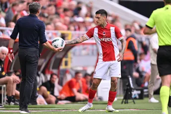 Van Bommel gaat uit van vertrek Ávila: 'Dat is zéker vervelend'