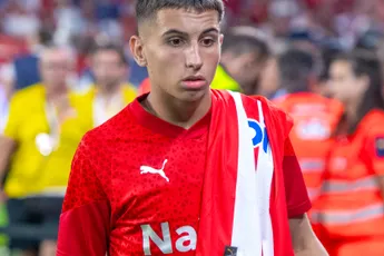 Geruchtenmolen: 'Ajax toont interesse in Spaans talent Almena'