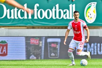 Koop het nieuwe Ajax-thuisshirt nu met gratis bedrukking!