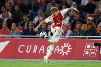 De Condé wilde Godts niet laten gaan: 'Ajax is een grote en prestigieuze club, wat het moeilijk maakte'