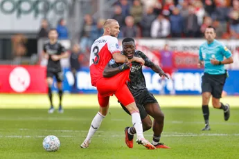 'Onbegrijpelijk dat Brobbey nóóit een vrije trap mee krijgt en alles tegen hem wordt gefloten'