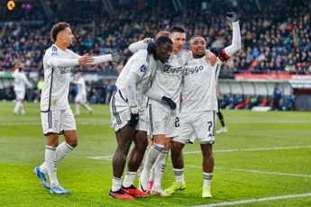 Spaan benoemt lichtpuntjes Ajax: ‘Brobbey en Rensch een verademing’