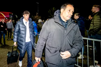 Van 't Schip lovend over Brobbey: 'Hij neemt de ploeg echt op sleeptouw'